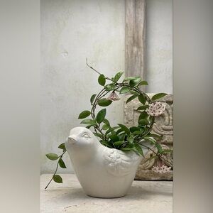 Ceramic Bird Planter - Large White Speckled Bird Pot for Hoya and Succulents